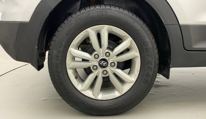 2016 Hyundai Creta SX PLUS 1.6 PETROL, Petrol, Manual, 14,146 km, Right Rear Wheel