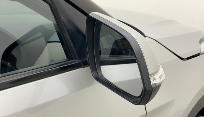 2016 Hyundai Creta SX PLUS 1.6 PETROL, Petrol, Manual, 14,146 km, Right rear-view mirror - Mirror motor not working