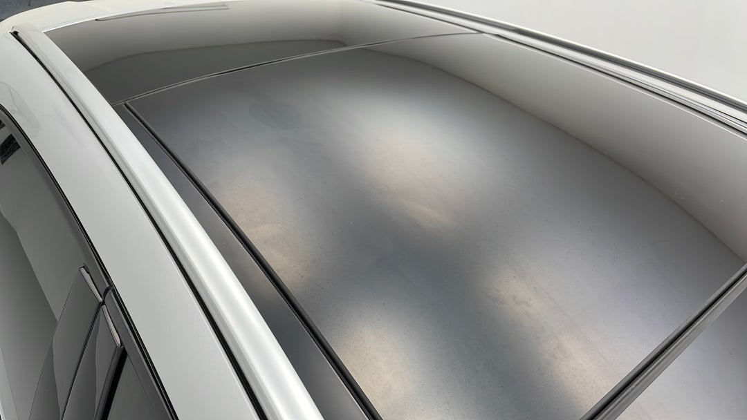 2016 Mercedes-benz GLA 200 D, Automatic, 82200 km, Roof/Sunroof View