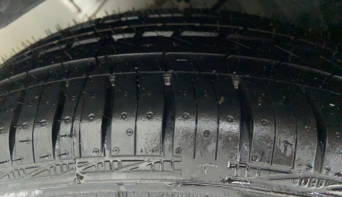 2014 Hyundai Xcent S 1.2 OPT, Petrol, Manual, 40,966 km, Right Rear Tyre Tread