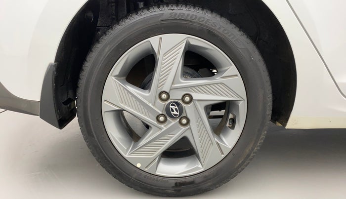 2020 Hyundai Verna SX 1.5 VTVT, Petrol, Manual, 27,279 km, Right Rear Wheel