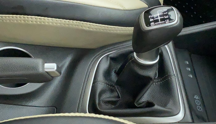 2020 Hyundai Verna SX 1.5 VTVT, Petrol, Manual, 27,279 km, Gear Lever
