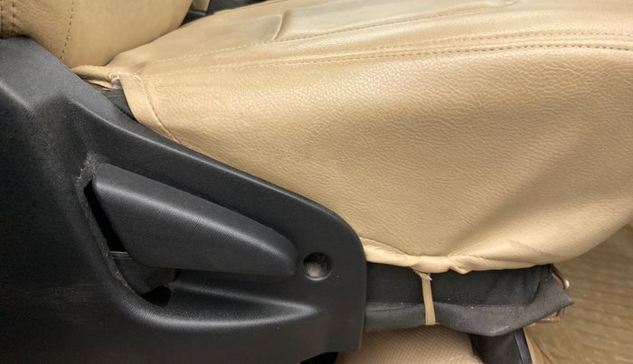 2019 Datsun Go T(O), Petrol, Manual, 22,744 km, Driver Side Adjustment Panel