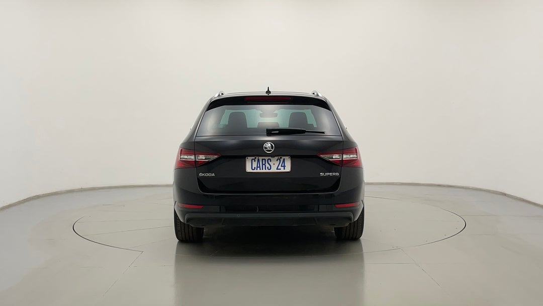 2018 SKODA Superb 162 Tsi, Automatic, 153857 km, Back/Rear View
