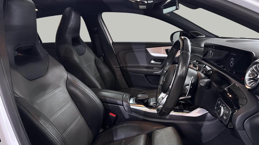 2021 Mercedes-amg A35 4matic, Automatic, 36519 km, Right Side Front Door Cabin View