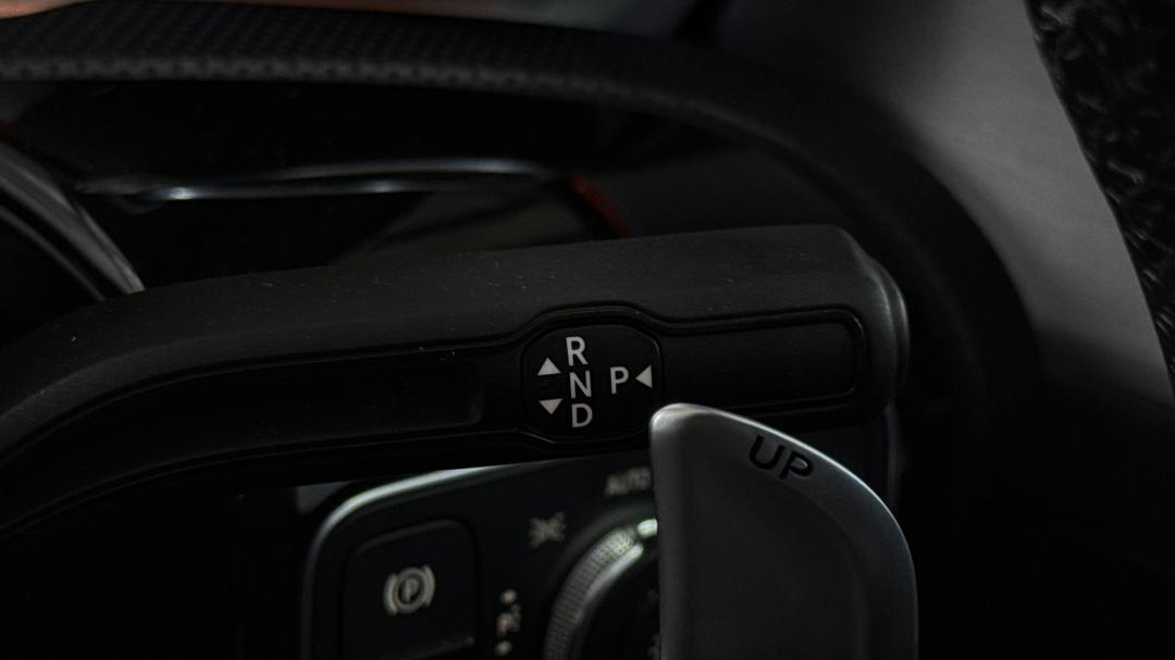 2021 Mercedes-amg A35 4matic, Automatic, 36519 km, Gear Lever 