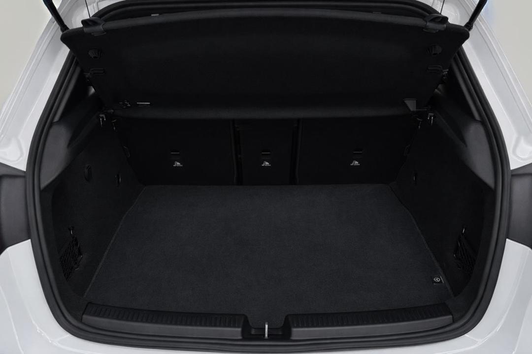 2021 Mercedes-amg A35 4matic, Automatic, 36519 km, Boot Inside View