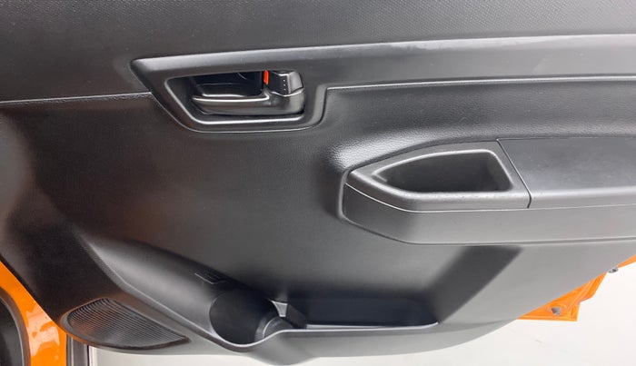 2019 Maruti S PRESSO VXI+, Petrol, Manual, 23,677 km, Driver Side Door Panels Control