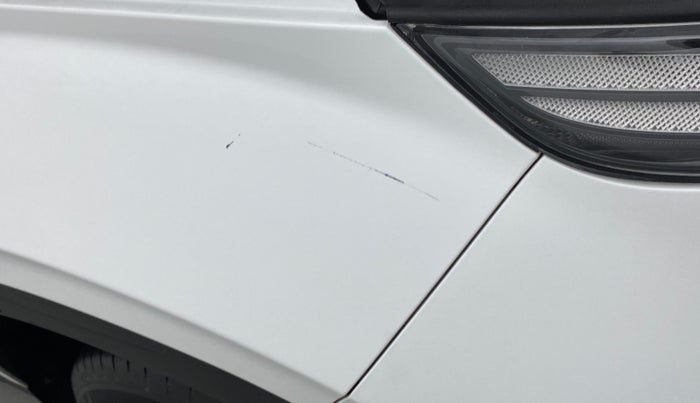 2022 Hyundai VENUE S 1.2, Petrol, Manual, 19,395 km, Right fender - Minor scratches