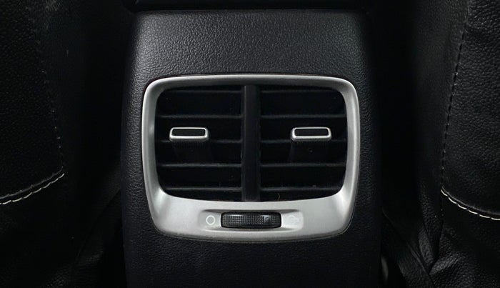 2022 Hyundai VENUE S 1.2, Petrol, Manual, 19,395 km, Rear AC Vents