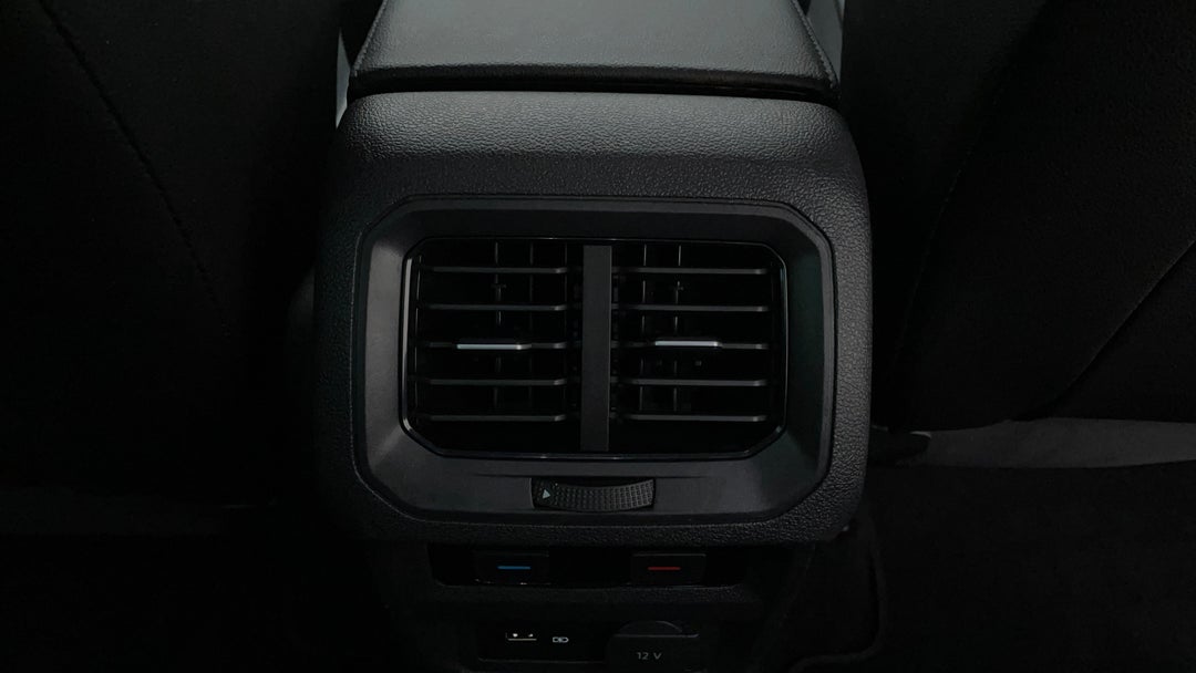 Rear A/C Vent