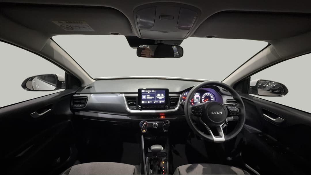 2022 Kia Stonic S, Automatic, 38722 km, Dashboard View