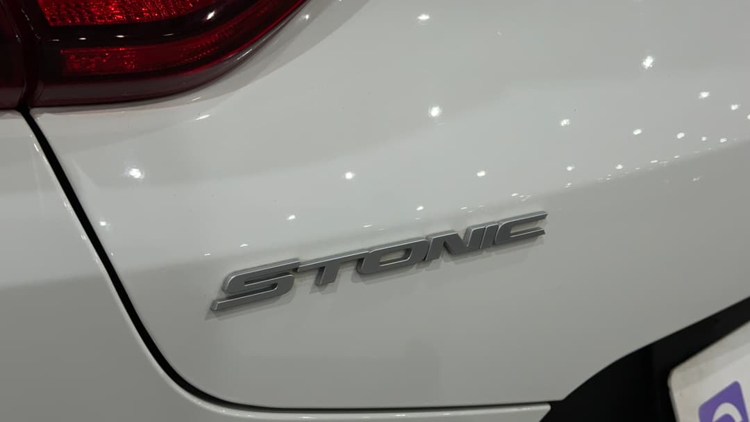 2022 Kia Stonic S, Automatic, 38722 km, Badge (Boot Left Side)