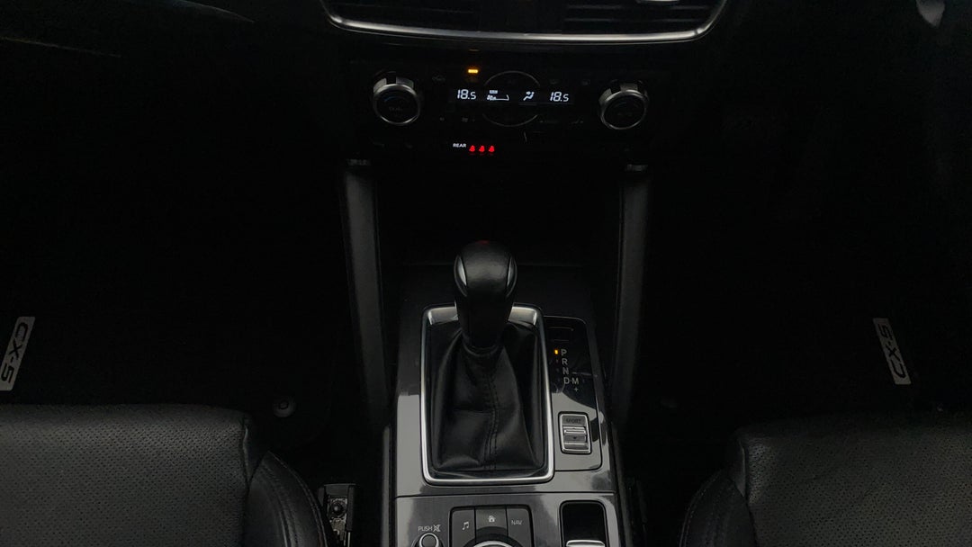 2015 Mazda CX-5 Akera (4x4), Automatic, 125614 km, Gear Lever 