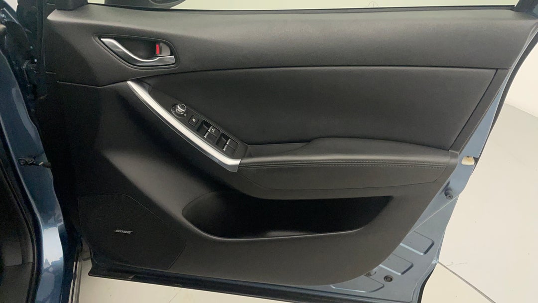 2015 Mazda CX-5 Akera (4x4), Automatic, 125614 km, Speaker View