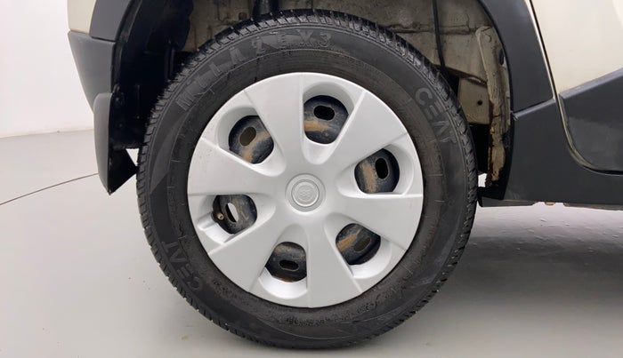 2016 Mahindra Kuv100 K6 D 6 STR, Diesel, Manual, 44,878 km, Right Rear Wheel