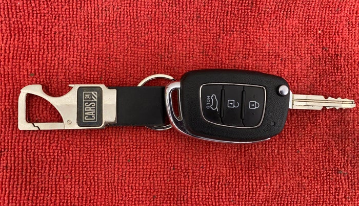 2017 Hyundai Elite i20 SPORTZ 1.2, Petrol, Manual, 29,917 km, Key Close Up