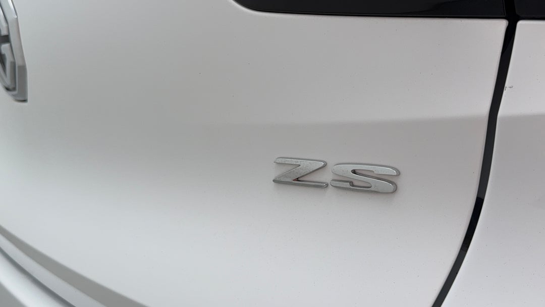 Badge (Boot Right Side)