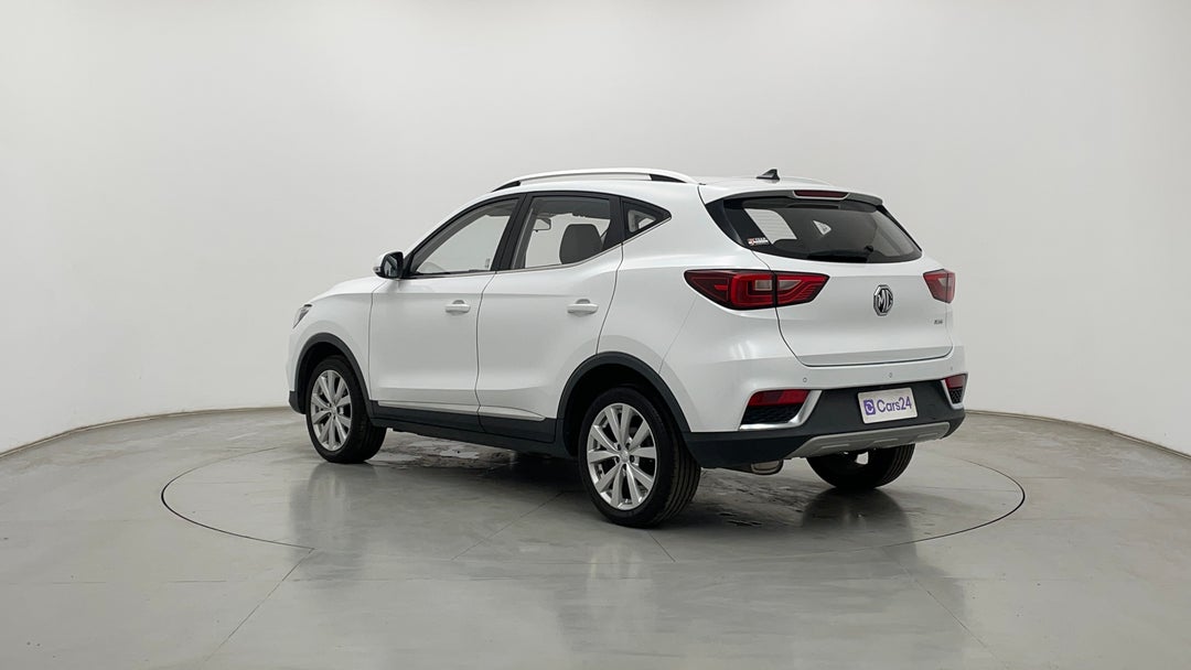 Left Back Diagonal (45- Degree) View