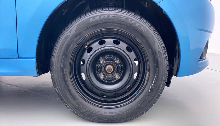 2016 Tata Tiago XT 1.2 REVOTRON, Petrol, Manual, 97,228 km, Right Front Wheel