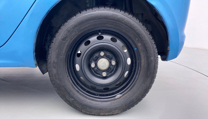 2016 Tata Tiago XT 1.2 REVOTRON, Petrol, Manual, 97,228 km, Left Rear Wheel