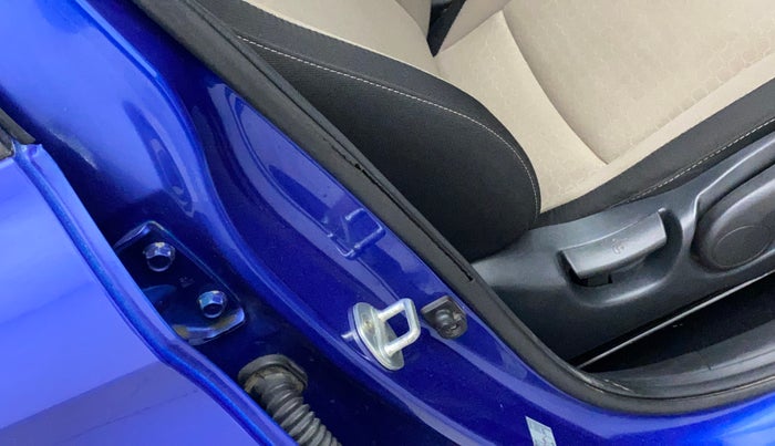 2015 Hyundai Elite i20 ASTA 1.2, Petrol, Manual, 89,816 km, Driver-side door - Beading has minor damage