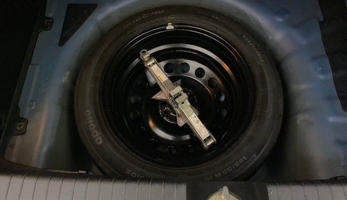 2015 Hyundai Elite i20 ASTA 1.2, Petrol, Manual, 89,816 km, Dicky (Boot door) - Tool missing