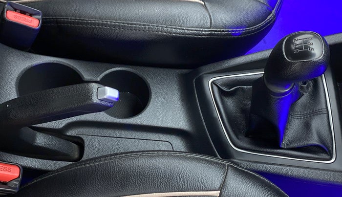 2018 Hyundai Elite i20 ASTA 1.2, Petrol, Manual, 52,311 km, Gear Lever