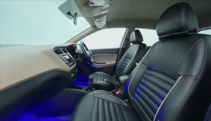 2018 Hyundai Elite i20 ASTA 1.2, Petrol, Manual, 52,311 km, Right Side Front Door Cabin