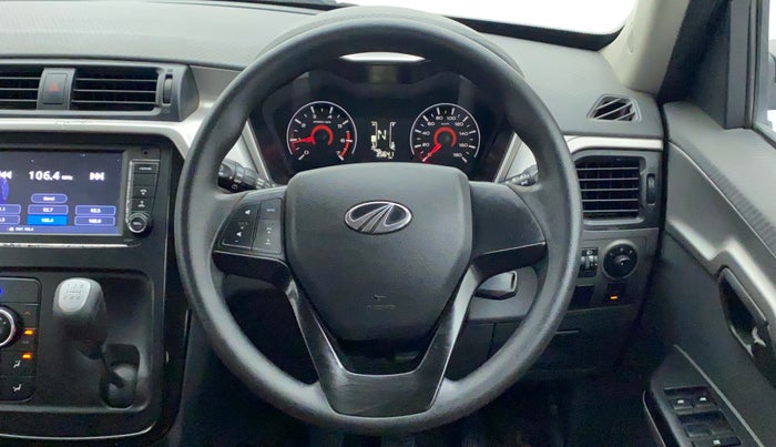 2018 Mahindra KUV 100 NXT K6+ P 6 STR, Petrol, Manual, 35,641 km, Steering Wheel Close Up