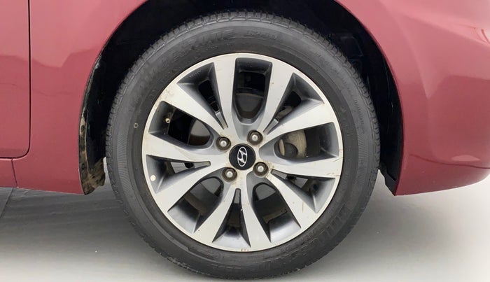 2014 Hyundai Verna FLUIDIC 1.6 VTVT SX, Petrol, Manual, 1,12,830 km, Right Front Wheel