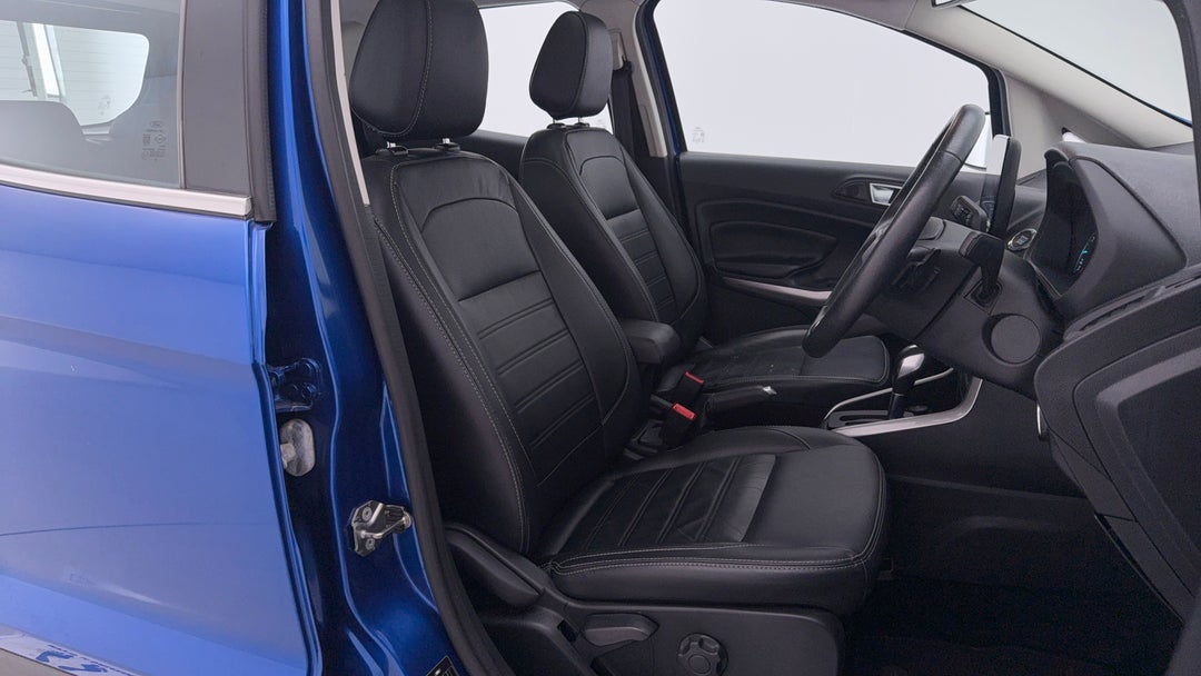 2018 Ford Ecosport Titanium, Automatic, 22762 km, Right Side Front Door Cabin View