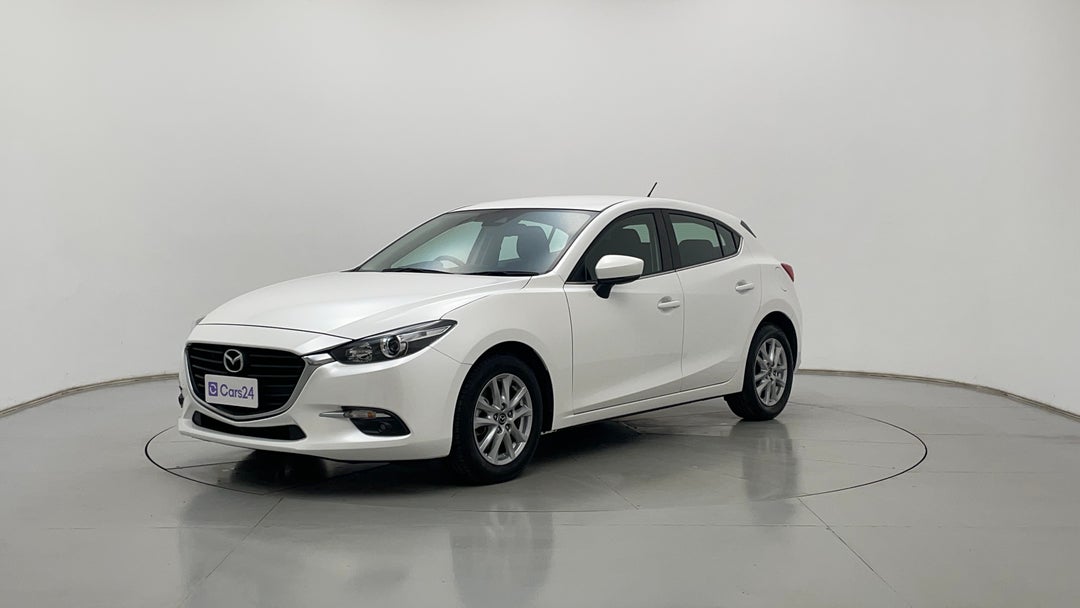 Left Front Diagonal (45- Degree) View