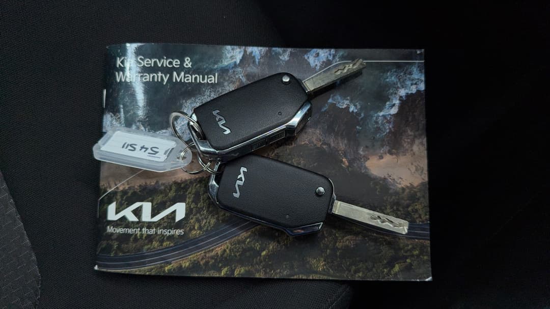 2022 Kia Sportage S (FWD), Automatic, 37270 km, Key Close-up