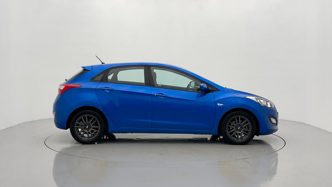 2016 Hyundai i30 Active, Automatic, 80023 km, Right Side View