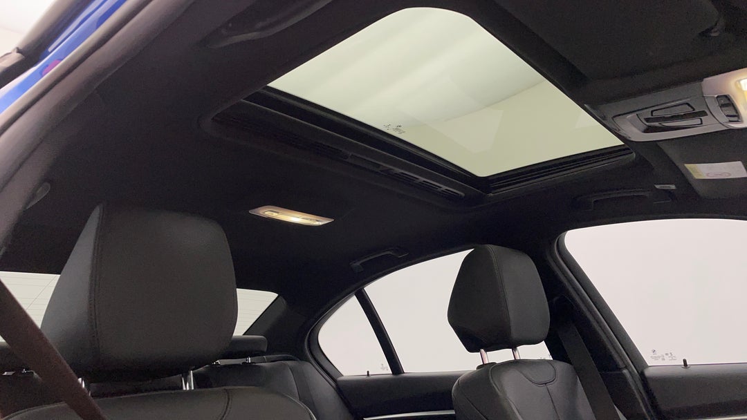 Interior Sunroof/Moonroof
