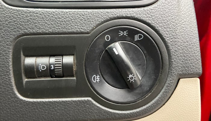 2012 Volkswagen Polo TRENDLINE 1.2L PETROL, Petrol, Manual, 67,852 km, Dashboard - Headlight height adjustment not working