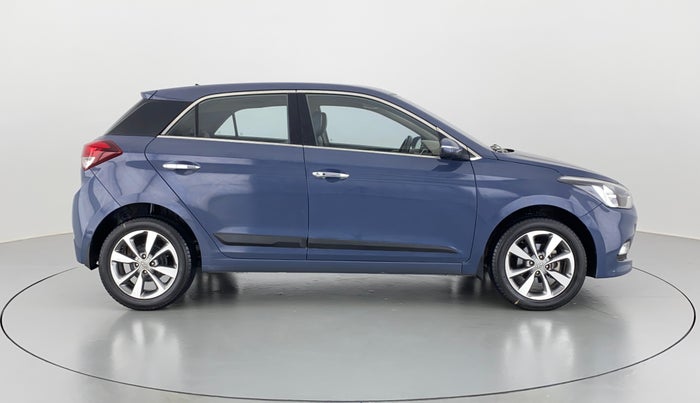 2015 Hyundai Elite i20 SPORTZ (O) 1.4, Diesel, Manual, 96,355 km, Right Side View