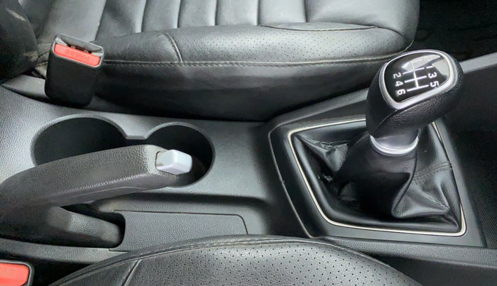 2015 Hyundai Elite i20 SPORTZ (O) 1.4, Diesel, Manual, 96,355 km, Gear Lever