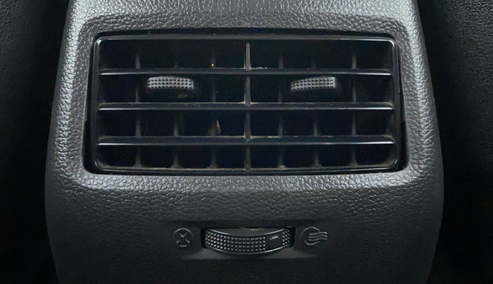 2015 Hyundai Elite i20 SPORTZ (O) 1.4, Diesel, Manual, 96,355 km, Rear AC Vents