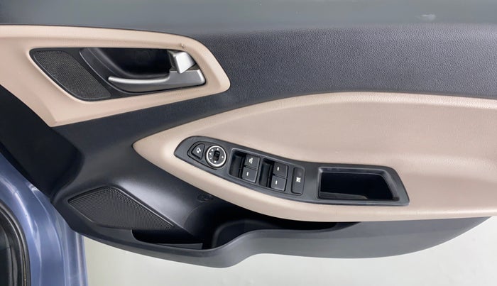 2015 Hyundai Elite i20 SPORTZ (O) 1.4, Diesel, Manual, 96,355 km, Driver Side Door Panels Control