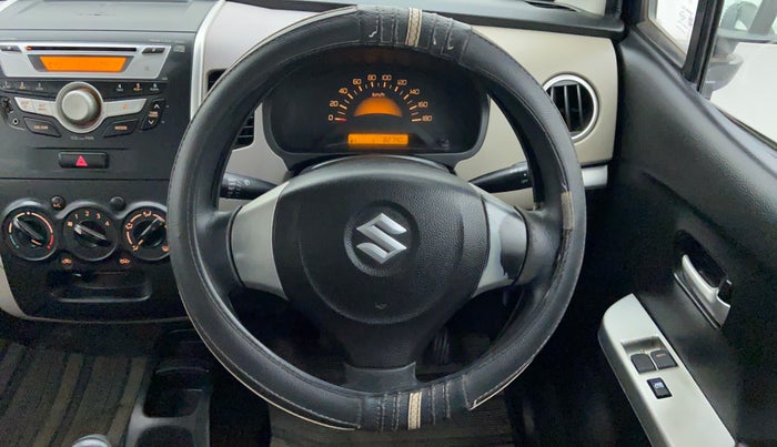 2013 Maruti Wagon R 1.0 LXI CNG, CNG, Manual, 82,784 km, Steering Wheel Close Up