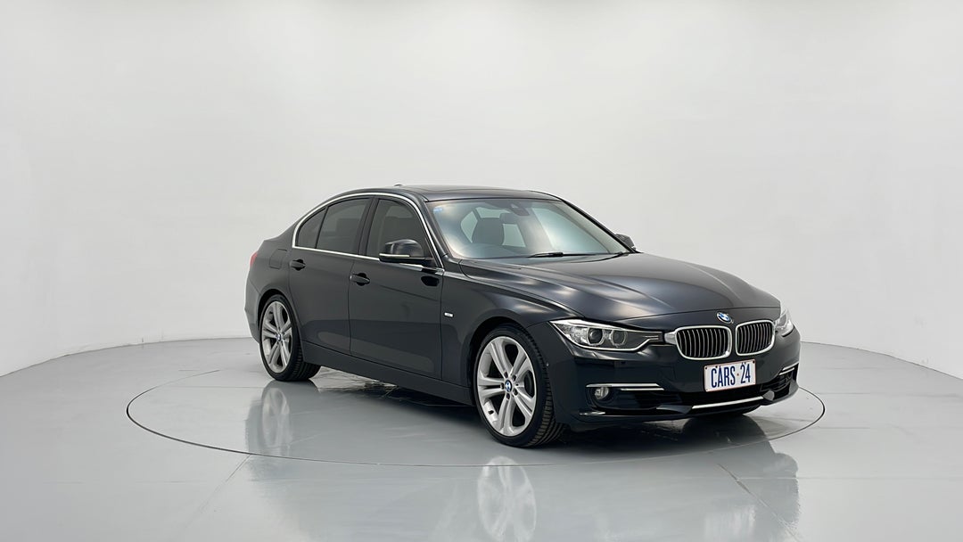 Right Front Diagonal (45- Degree) View