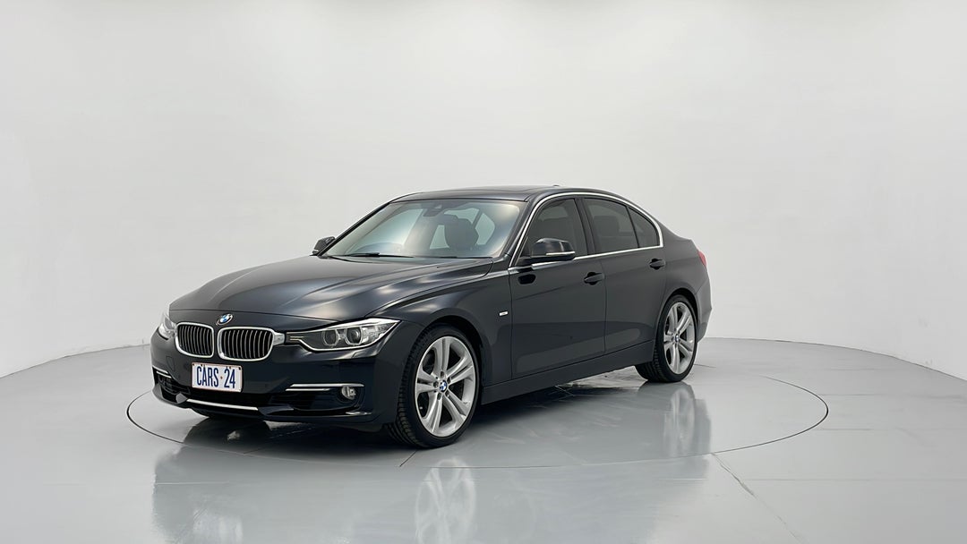 Left Front Diagonal (45- Degree) View