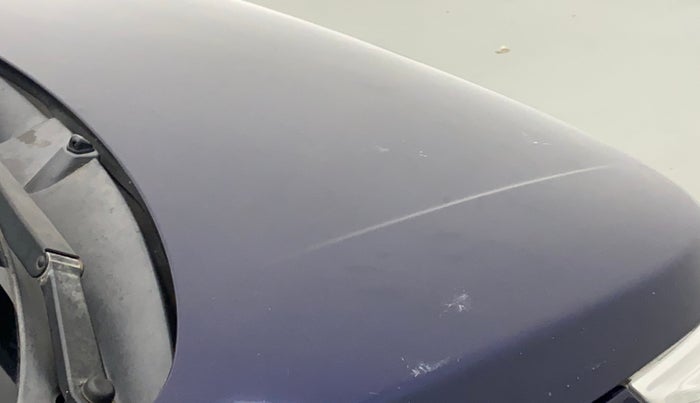 2014 Maruti Wagon R Stingray VXI, Petrol, Manual, 42,595 km, Bonnet (hood) - Minor scratches