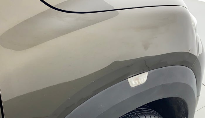 2021 Renault Kwid 1.0 RXT Opt AT, Petrol, Automatic, 35,829 km, Right fender - Slightly dented