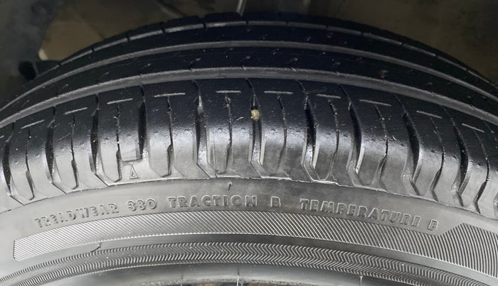 2020 Maruti Dzire VXI, Petrol, Manual, 45,345 km, Left Front Tyre Tread