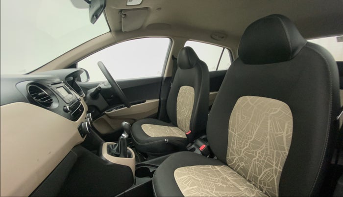 2015 Hyundai Grand i10 SPORTZ 1.2 KAPPA VTVT, Petrol, Manual, 8,759 km, Right Side Front Door Cabin