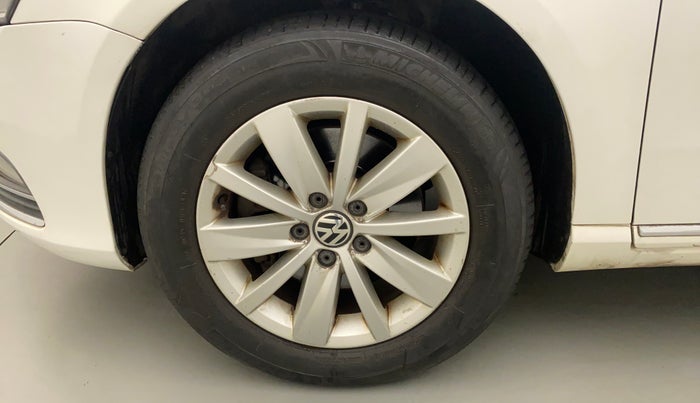 2012 Volkswagen Passat COMFORTLINE 2.0 TDI MT, Diesel, Manual, 90,379 km, Left Front Wheel