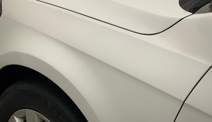 2012 Volkswagen Passat COMFORTLINE 2.0 TDI MT, Diesel, Manual, 90,379 km, Left fender - Minor scratches